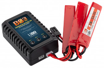 A63040-4 Chargeur de batterie BO3 LiPo 7,4V et 11,1V Photo A63040-4 Chargeur de batterie BO3 LiPo 7,4V et 11,1V